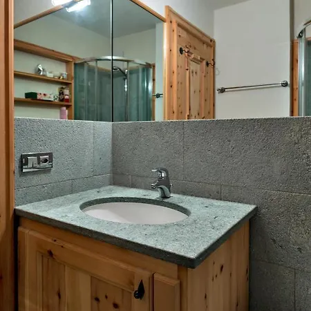 Chesa Pradatsch Sur - Celerina Apartamento *